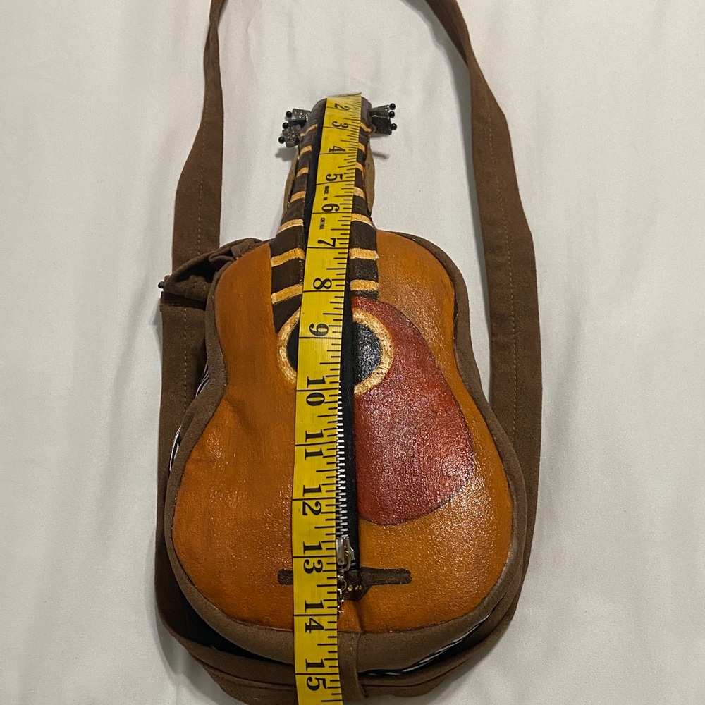 Violettes by Becky hand painted Guitar-Shaped Crossbody Bag - Picture 12 of 13